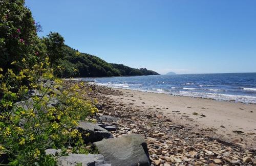 Alloway House | Doonbank Cottage Bothy