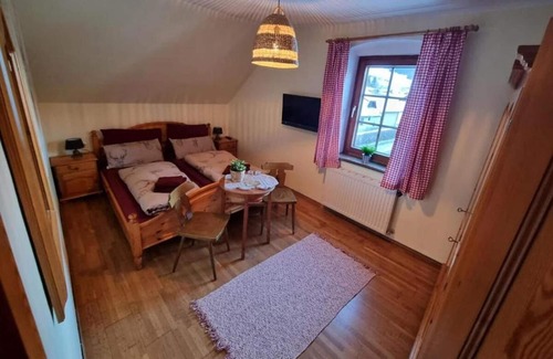 Gnesau Apartment | Doppelzimmer 1 - Gasthof Kirchenwirt Gnesau