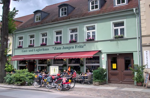 Rheinsberg Apartment | 'Doppelzimmer 5' with Wi-Fi