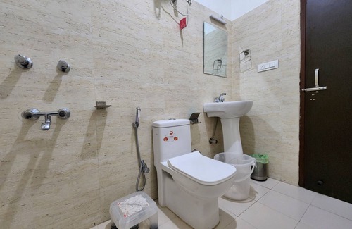 Gunehr Bed & Breakfast | Dorjee House & Rooftop Cafe