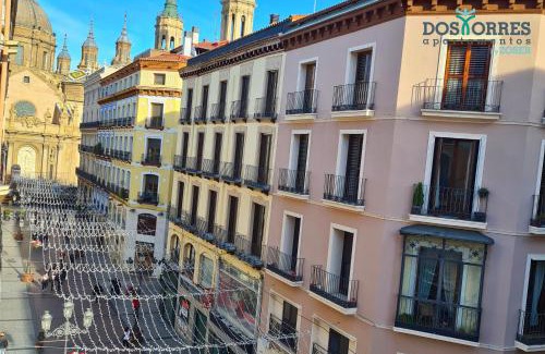 Zaragoza Old Town Apartment | Dos Torres Pilar Suites- balcones con vistas a la ciudad
