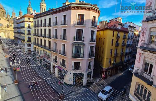 Zaragoza Old Town Apartment | Dos Torres Pilar Suites- balcones con vistas a la ciudad