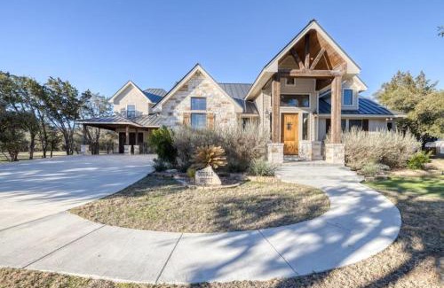 Sabinal House | Double Shotz
