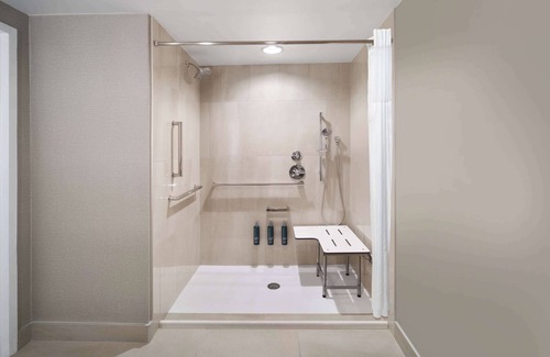 St. Johns Hotel | DoubleTree by Hilton Austin