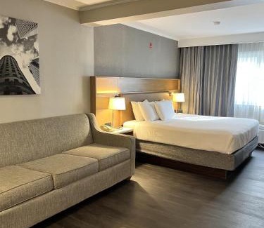 Warwick Hotel | DoubleTree by Hilton Providence Airport Warwick
