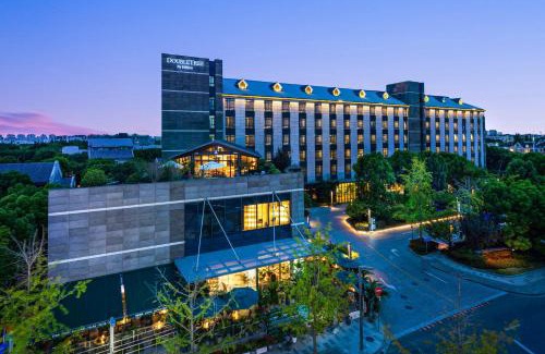 Qingpu Hotel | Doubletree By Hilton Shanghai Hongqiao