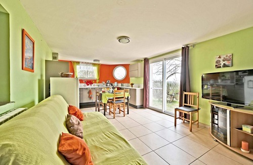 Les Ollieres-sur-Eyrieux Apartment | Douceur Di'vignes - Appt avec piscine