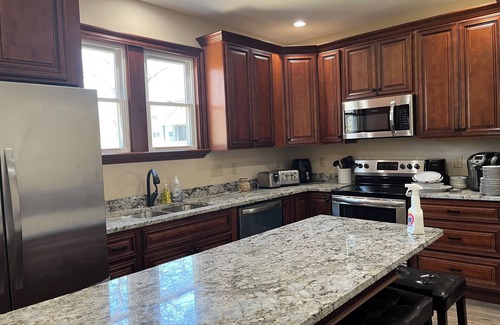 Williamstown House | Down on Main Street is less than 10 mins from The Ark Encounter