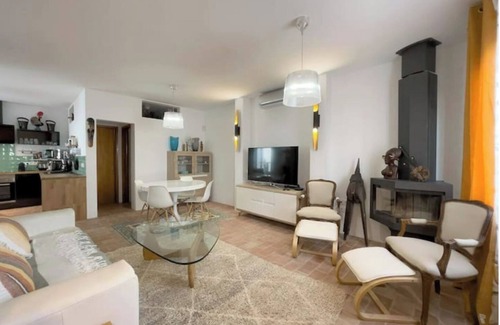 Olhao House | Downtown house with pool