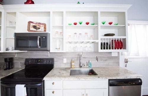 Nacogdoches Apartment | Downtown Studio Gem