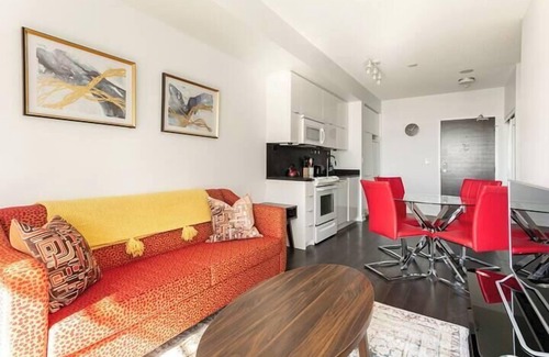 CityPlace Apartment | Downtown Toronto Luxury Suites