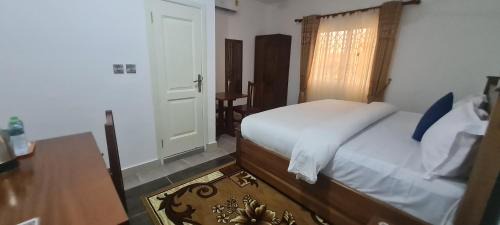 Elmina Hotel | Downtown Virgins Hotel