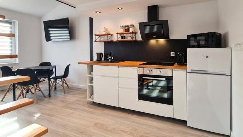 Oswiecim Apartment | Dream Apartments 2B KLIMATYZACJA