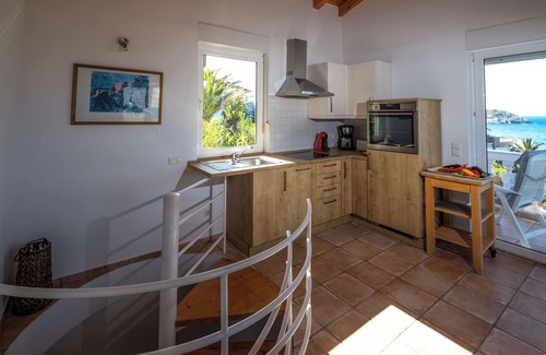 Mochlos House | Dream bungalow on the Mediterranean, plot ends in the sea private bathing