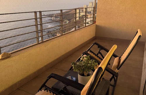 Renaca Apartment | Dream view in Viña, apartment in gorgeous area with WiFi, gym, pool and more.