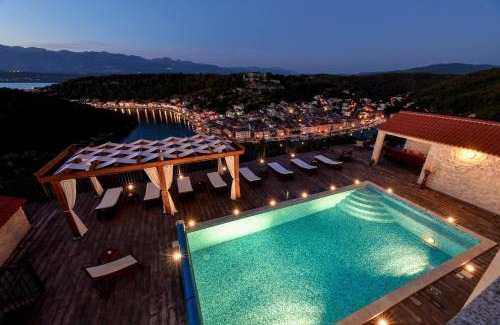 Novigrad Apartment | Dreamview & heated pool at Lucija 1