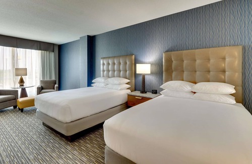 Lafayette Hotel | Drury Inn & Suites Lafayette, IN