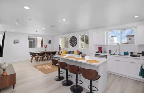 Downtown Los Angeles House | DTLA'S CLOSE TO USC, PHENOMENAL 4B4B PLACE
