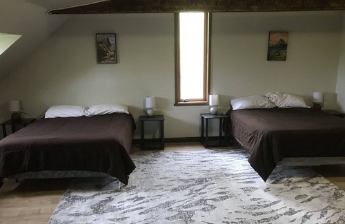 Babb House | Duck Lake House/Glacier Park/St.Mary&Many Glacier*JUST REMODELED**