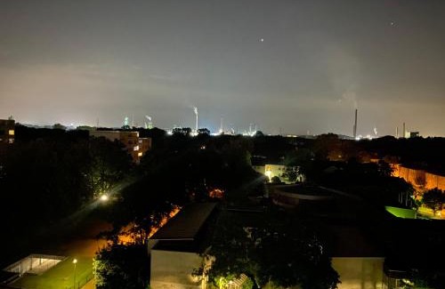 Hochheide Apartment | Duisburg von oben 3,5 Zimmer 8.OG frisch saniert