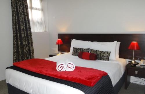 Dunedin City Centre Hotel | Dunedin Palms Motel