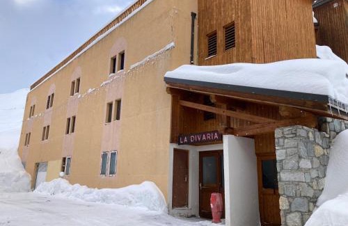 Tignes le Lac Apartment | Duplex élégant 3 chambres, skis aux pieds, sauna, parking privé - FR-1-641-106