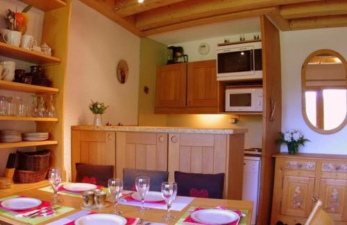 Les Avanchers-Valmorel Apartment | Duplex 3 Pièces avec Balcon, 6 Couchages à Valmorel - FR-1-291-771