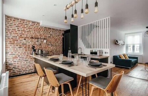 Wazemmes Apartment | Duplex 4pers - 100m du Métro - Smarttv - Fibre