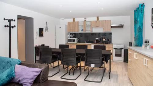 Champagne-en-Valromey Apartment | Duplex centre village et proche commodités