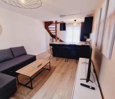 Neauphle-le-Chateau Apartment | Duplex neuf centre ville avec parking