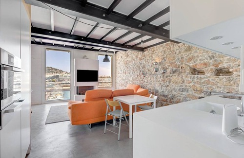 Le Suquet Apartment | Duplex with panoramic view on Cannes old port