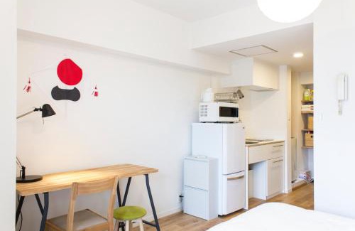 Shibuya Apartment | Dwell Urban 7A