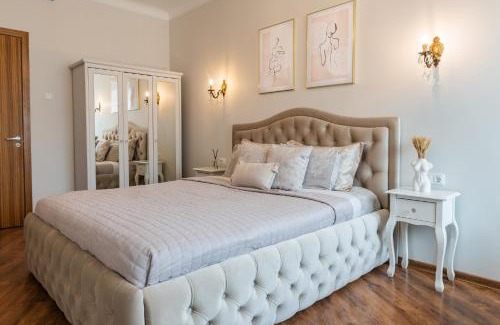 Siauliai City Center Apartment | E. D. Angel Wing Apartment