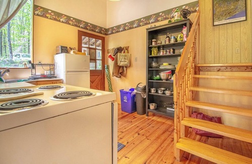 Eagle Lake Cottage | Eagle Lake Escape - Cozy Cottage with Canoe, Fire Pit, WiFi