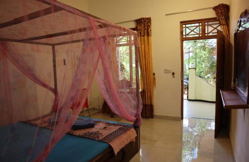 Pottuvil Division 2 Hotel | Eagle Resort Arugambay