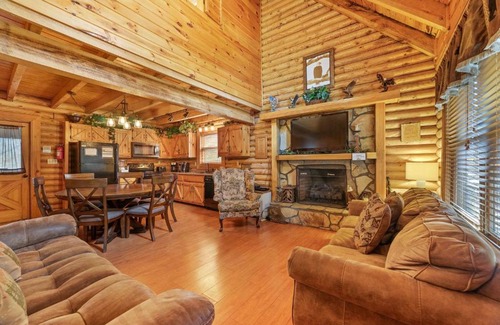 Pigeon Forge House | Eagles Roost Cabin