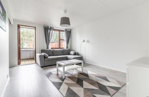Koillinen District Apartment | Easy and short from the airport