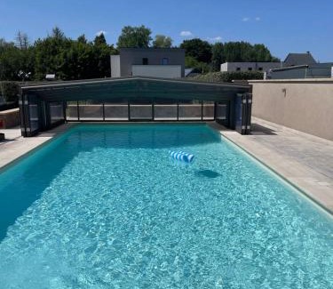 Mettet House | Eau caillou