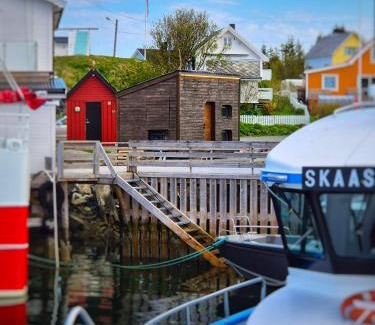 Sommarøy Hotel | Eazy-Bed Norway's Smallest Hotel