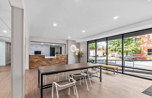 Cascades Hotel | Echo Suites Sterling