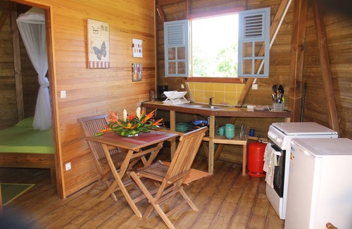 Le Robert Cottage | eco-friendly bungalows/1 disabled access/2 rooms/wifi/pool