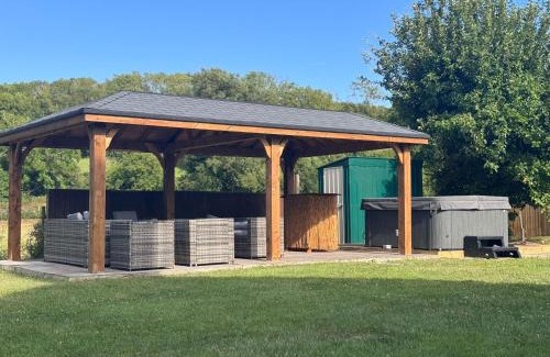 Sydling St Nicholas House | Eco-friendly Dorset cottage with spa set in heart of countryside