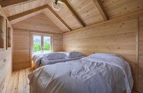 Savnik Bed & Breakfast | Eco lodge eagles nest