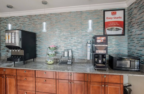 Lake Charles Hotel | Econo Lodge Lake Charles University Area