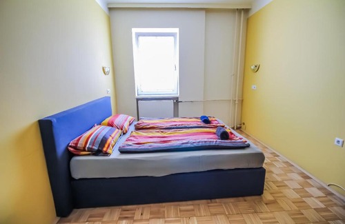 Rudolfsheim-Funfhaus Apartment | Economic Studio 2P BS a