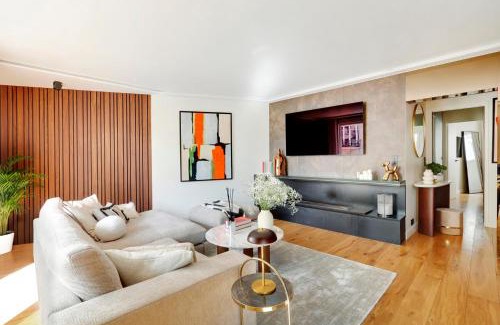 Grenelle Apartment | Ecrin de luxe à la Tour Eiffel