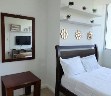 Puerto Santa Ana Apartment | EcuOlimpo Lighthouse Stay double