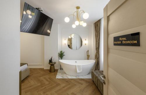 Old Town Apartment | Eden Central Boutique Suites - Garden & Spacious Apartments