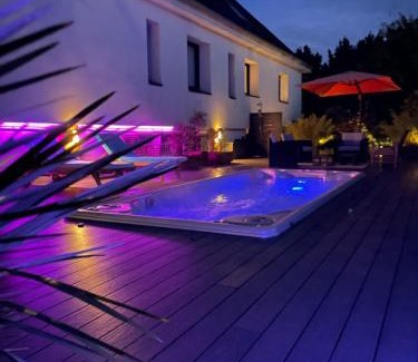 Locquirec Bed & Breakfast | EDEN Locquirec - Piscine & Spa Chambre d hôtes