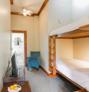 Stellenbosch Central Hotel | Eendracht Hotel